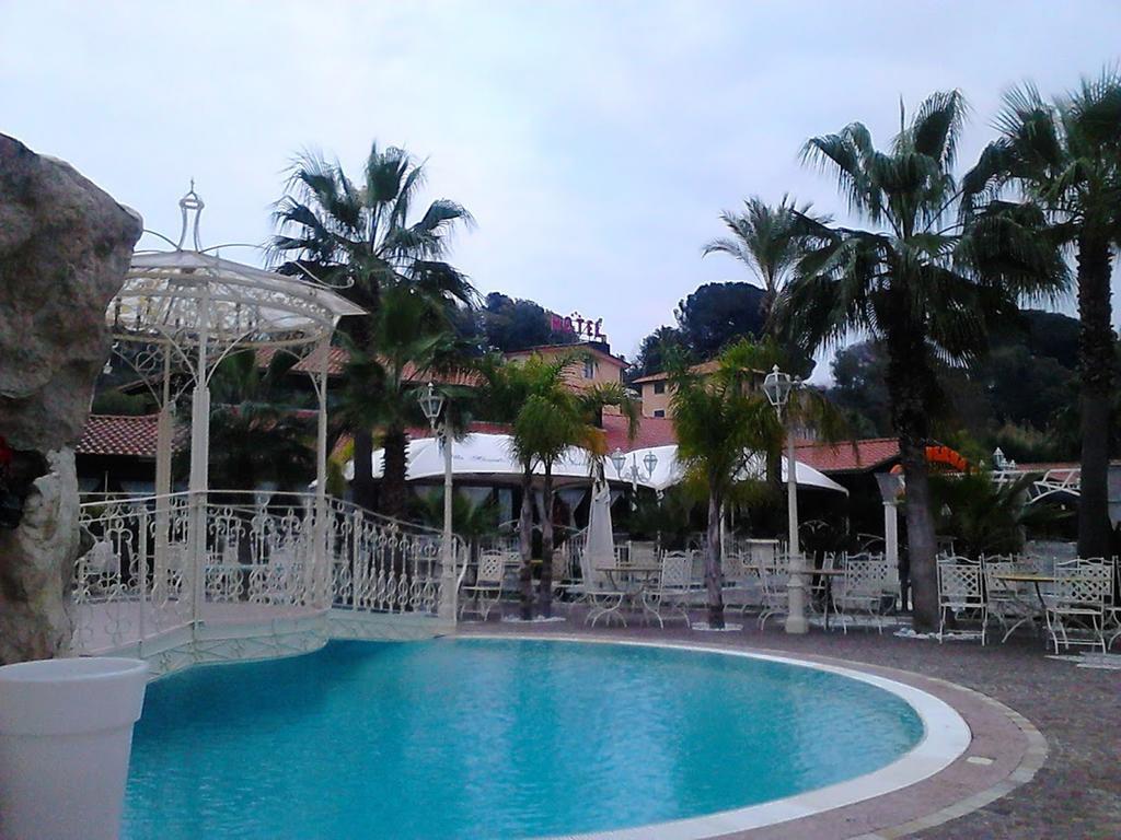 Hotel Happy Days Licola Exterior photo